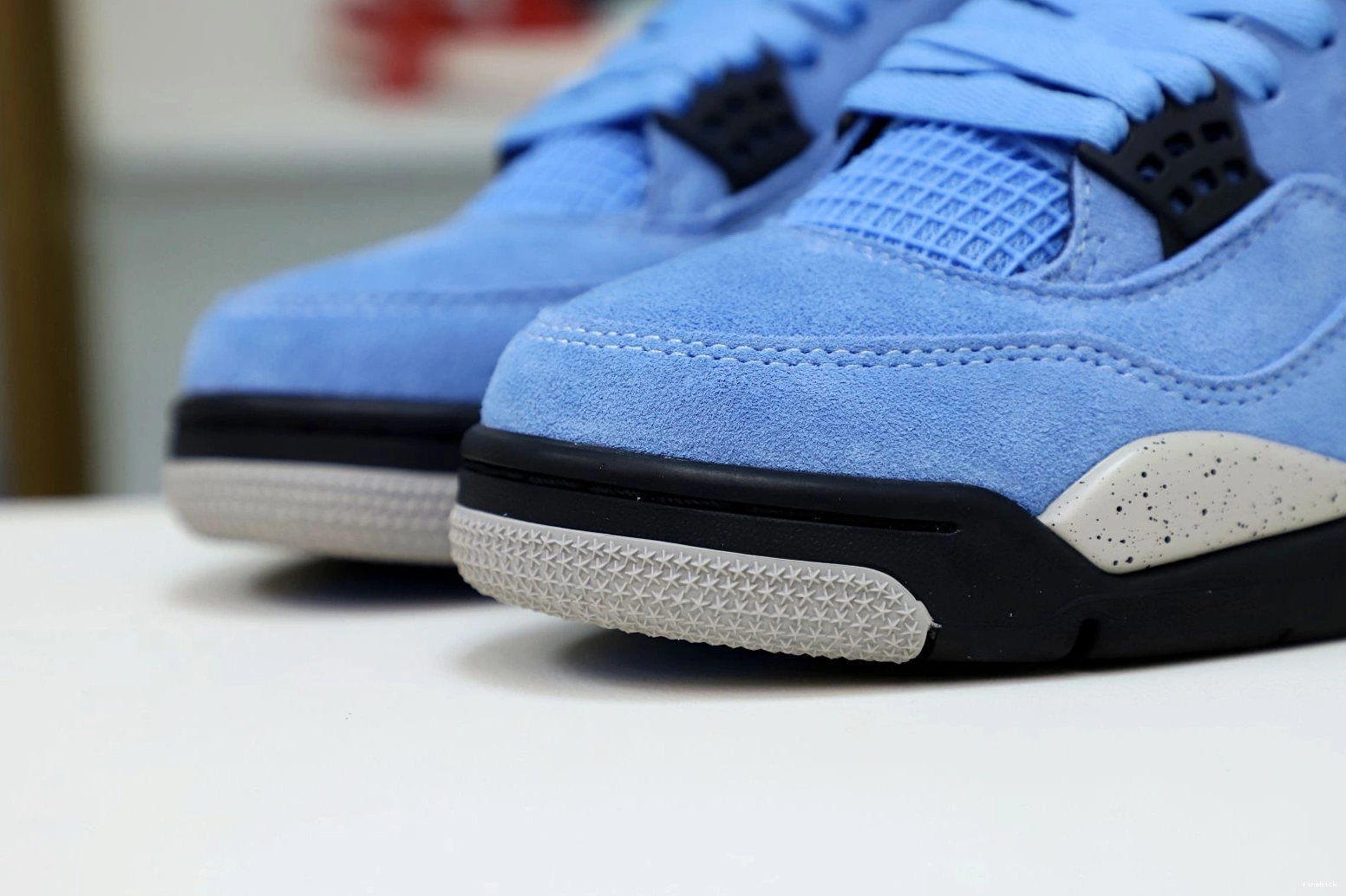 4 BLUE UNIVERSITY AIR JORDAN 0712